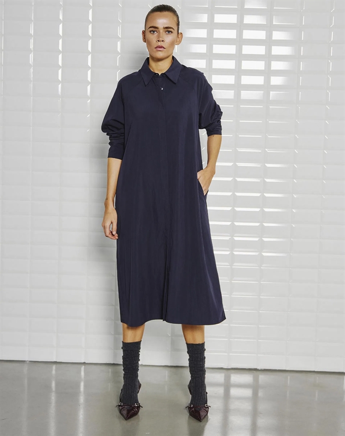 Withblack - Joline WBL Midi Kjole - Midnight Blue 