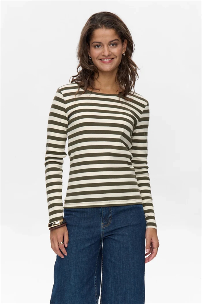 Nümph - Numixie LS T-shirt - Grape Leaf