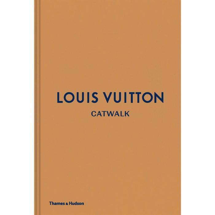Fashion Book - Louis Vuitton - Shop Hos Blossom
