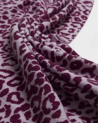 Lala Berlin - Triangle M Printed Cashmere Tørklæde - Burgundy Leo