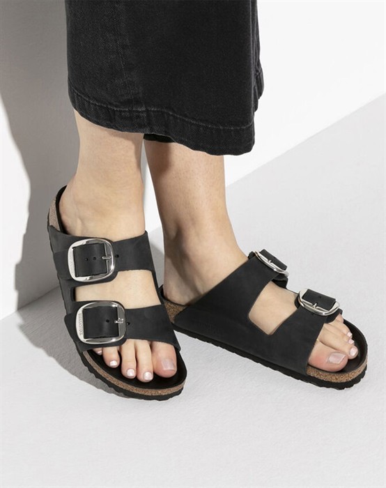 Arizona Big Buckle Oiled Leather Sandal - Black