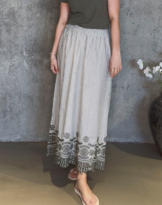 Lou Life Embroidery Long Nederdel