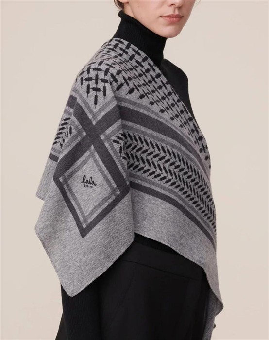 Lala Berlin Tørklæde - Triangle Trinity Classic M