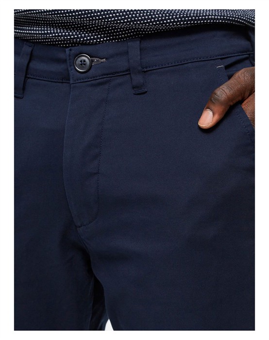 Slim Fit Flex Chinos