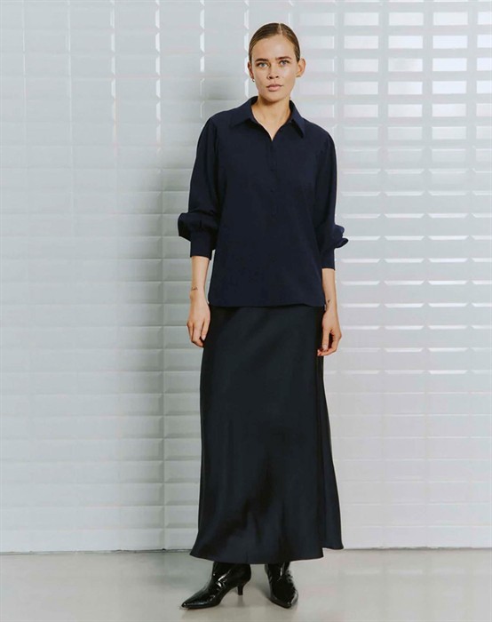 Dagmar WBL Sateen Maxi Nederdel - Midnight Blue