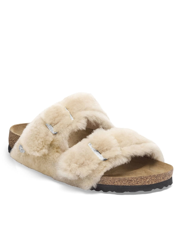 Birkenstock - Arizona Shearling Rivet Logo Fur Sandal - Sandcastle