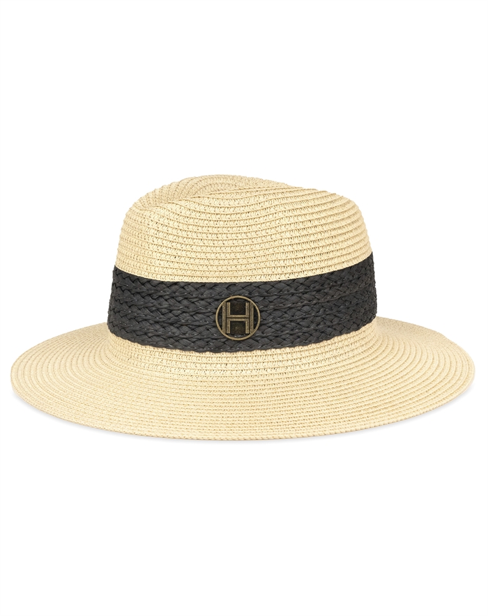 Hést - Allesandra Hat - Humus 