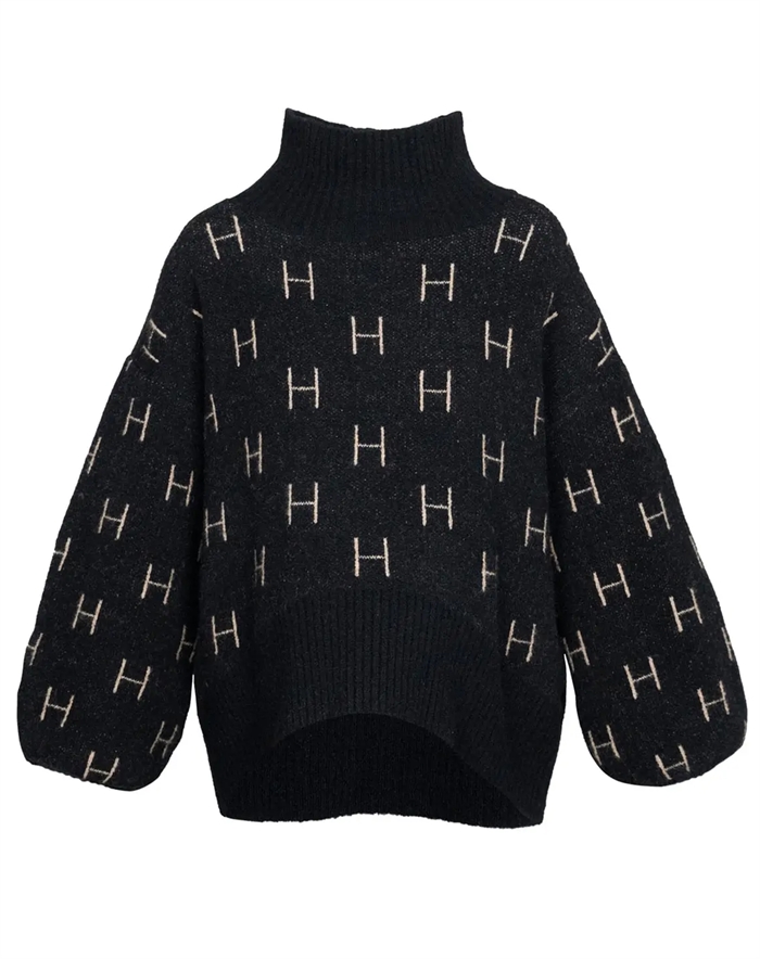 Hést - Fam Sweater Short - Black