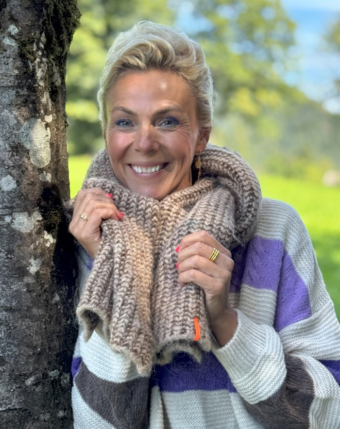 Lene Beier x Lind - LBKrammer Halstørklæde - Sand