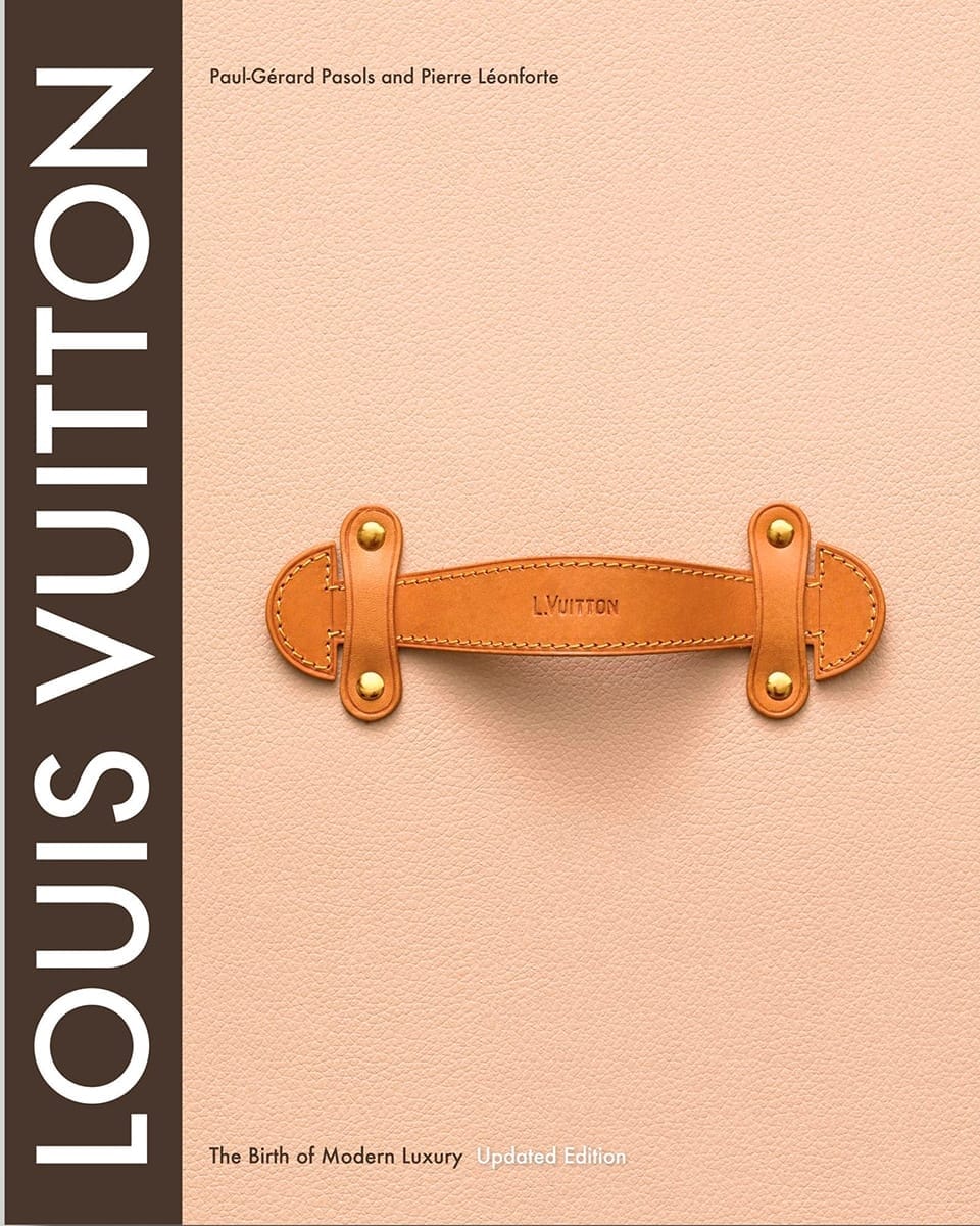 Fremragende hans Kano Fashion Book Louis Vuitton ▷ Shop New Mags Her