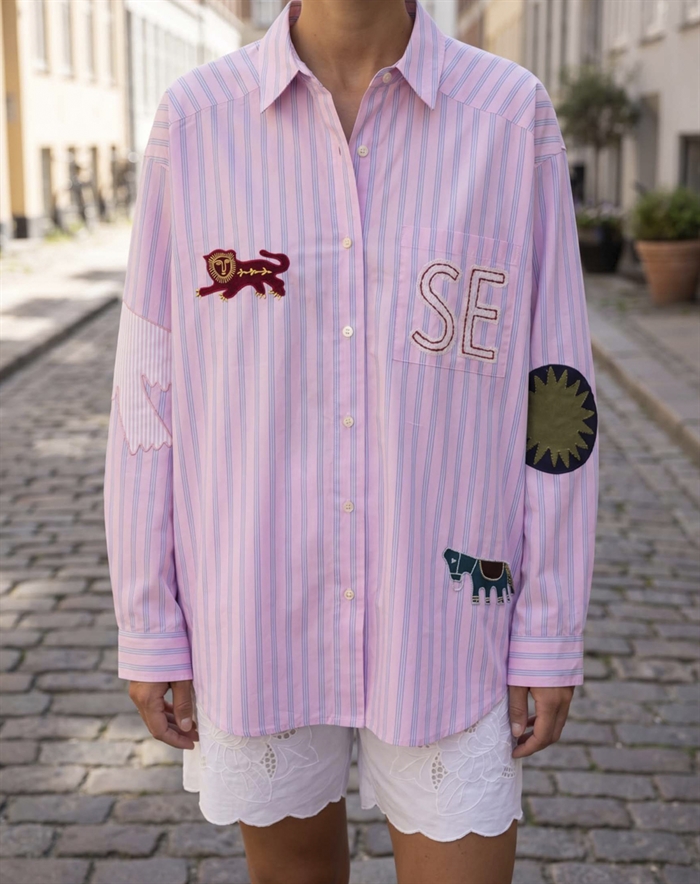 Sissel Edelbo - Pil Skjorte - Pink Fever