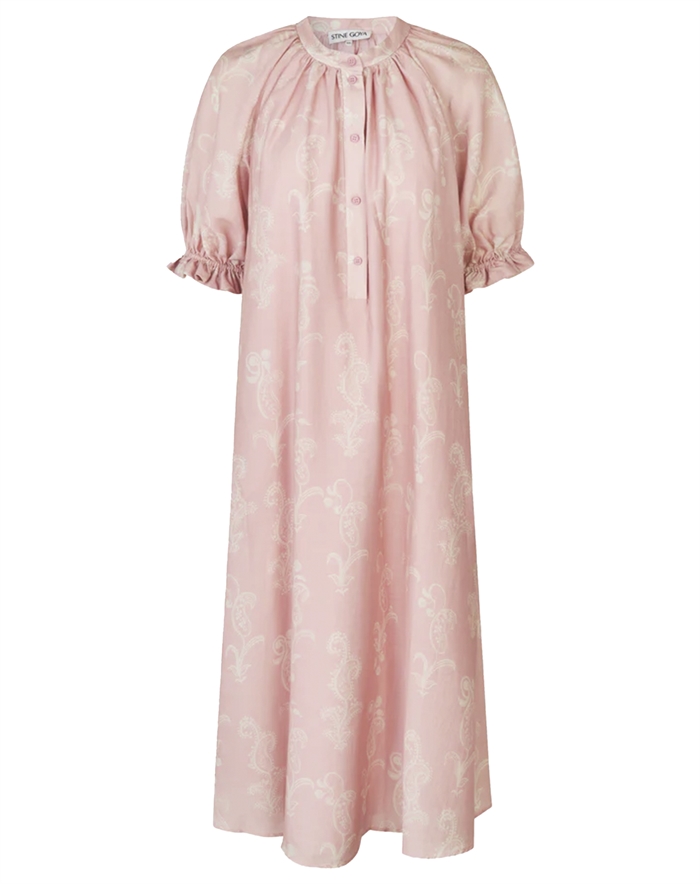 Stine Goya - Front Placket Long Kjole - Cherries On A Paisley