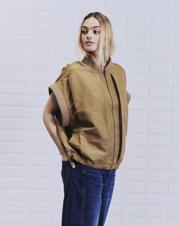 Withblack - WBLImperial Vest - Dark Camel 