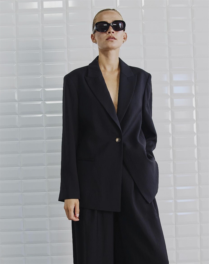 With Black - WBLMaritsa Tailored Blazer - Black