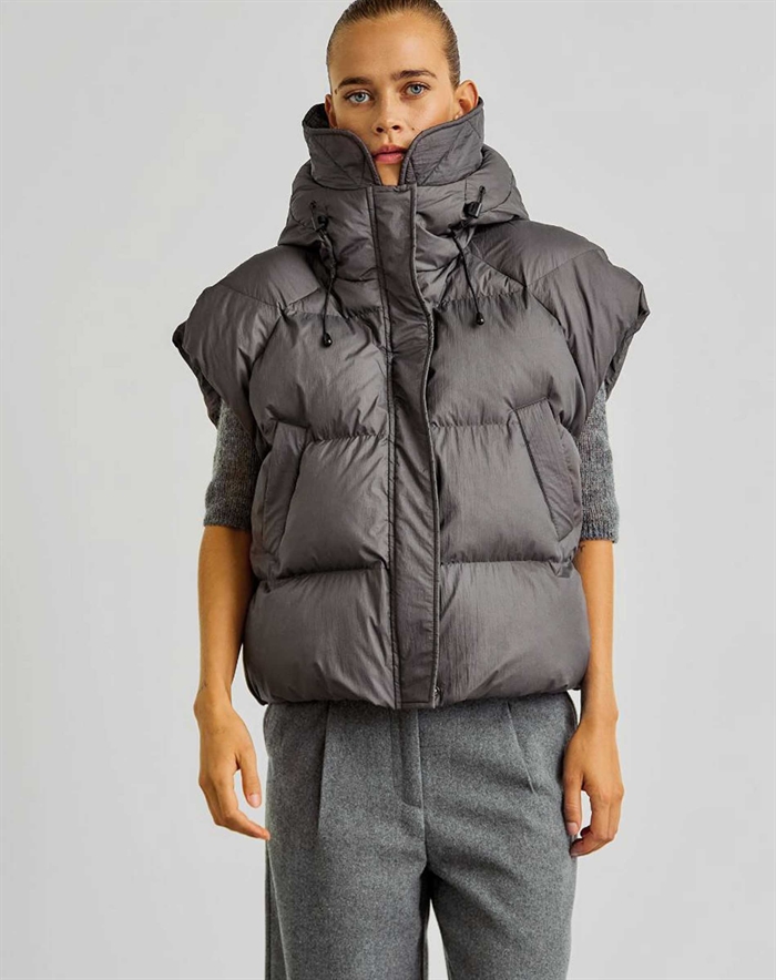 Withblack - Venice WBL Down Vest - Charcoal Art