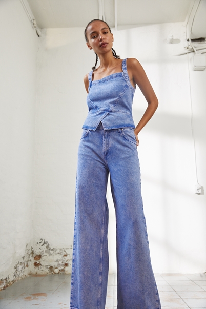 Blanche Storm Jeans Dazzling Blue Shop Online Hos Blossom