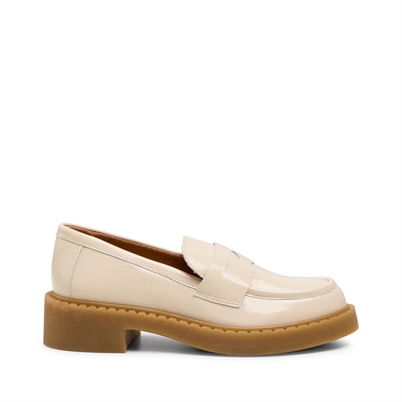Pavement Nayeli Loafers Off White Patent Shop Online Hos Blossom