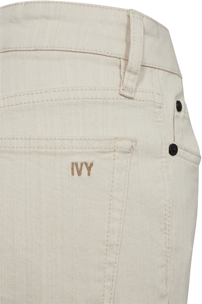 Ivy Copenhagen Tonya Jeans Undone Ecru Shop Online Hos Blossom