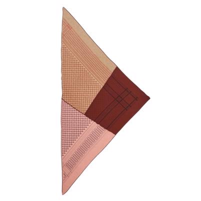 Lala Berlin Triangle Patchwork Rose M Tørklæde Brown On Brick Red Shop Online Hos Blossom