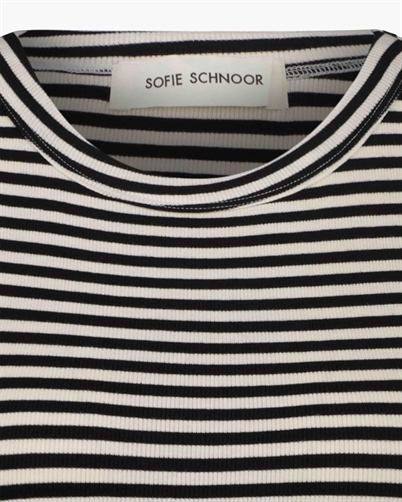 Sofie Schnoor SNOS434 Top Black Striped Shop Online Hos Blossom