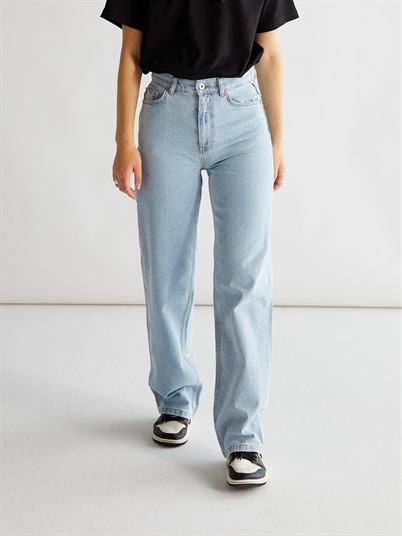 Woodbird Carla Brando Jeans 90s Blue Shop Online Hos Blossom
